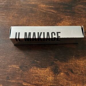IL MAKIAGE 3.5 F*ck I’m flawless   Never used.  In box.